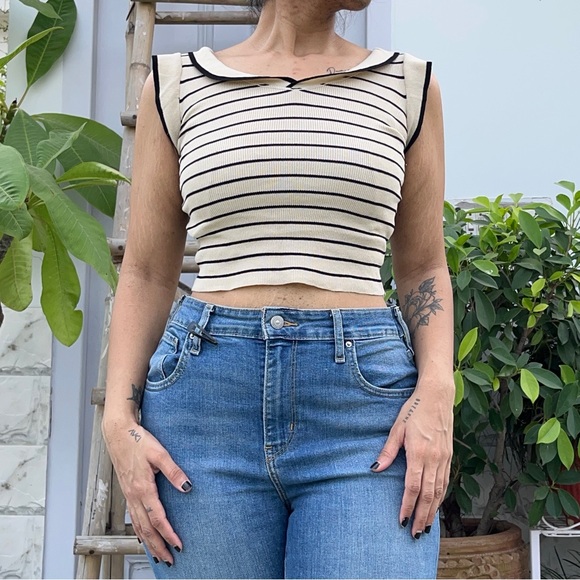 Black and Beige Striped Crop Top - Picture 4 of 4